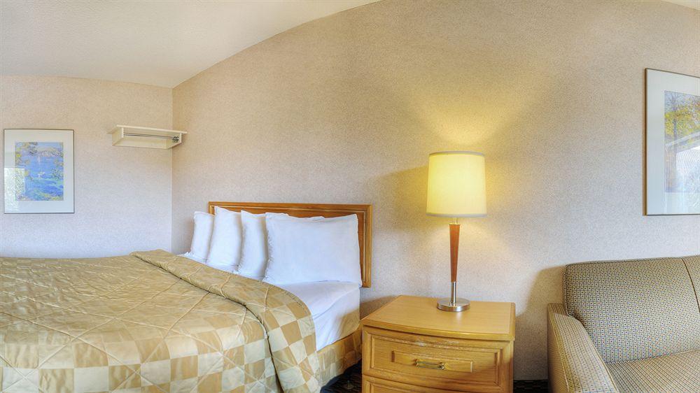 Comfort Inn Simcoe Luaran gambar