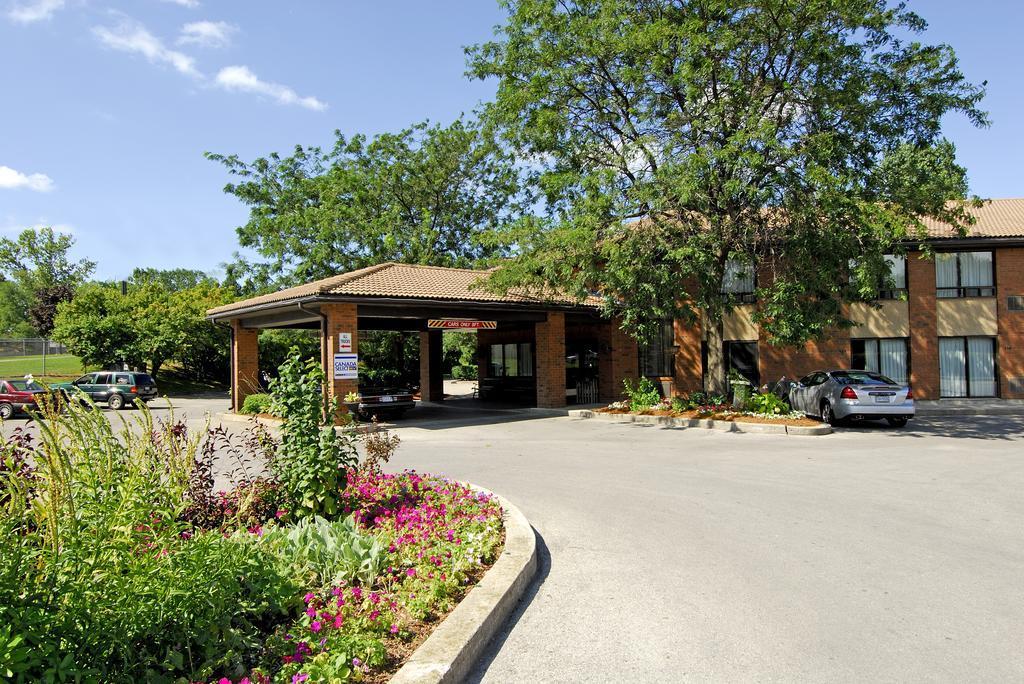 Comfort Inn Simcoe Luaran gambar